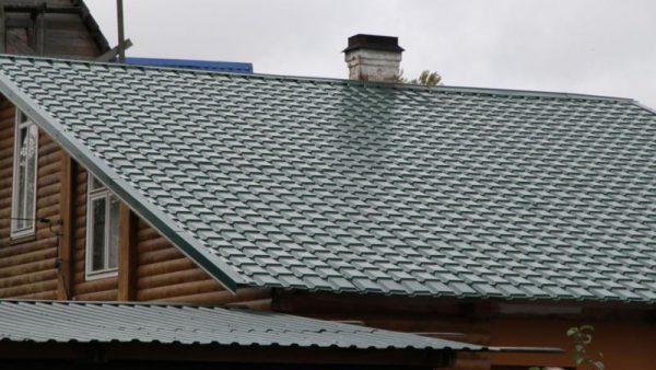Що краще для покрівлі будинку. Матеріали, якими можна накрити дах будинку
